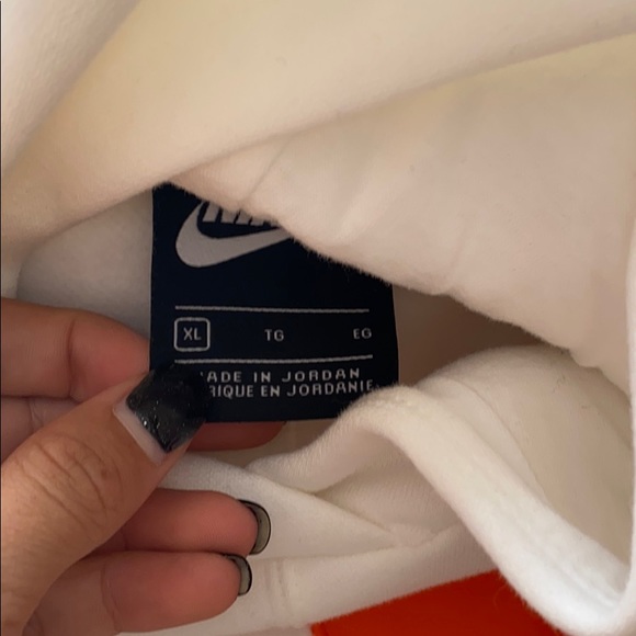 Nike Sweatshirt - Picture 3 of 3